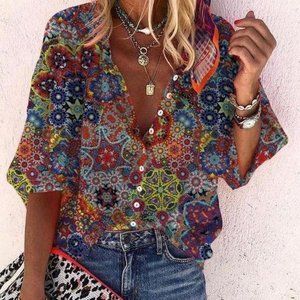 Blouse floral pattern